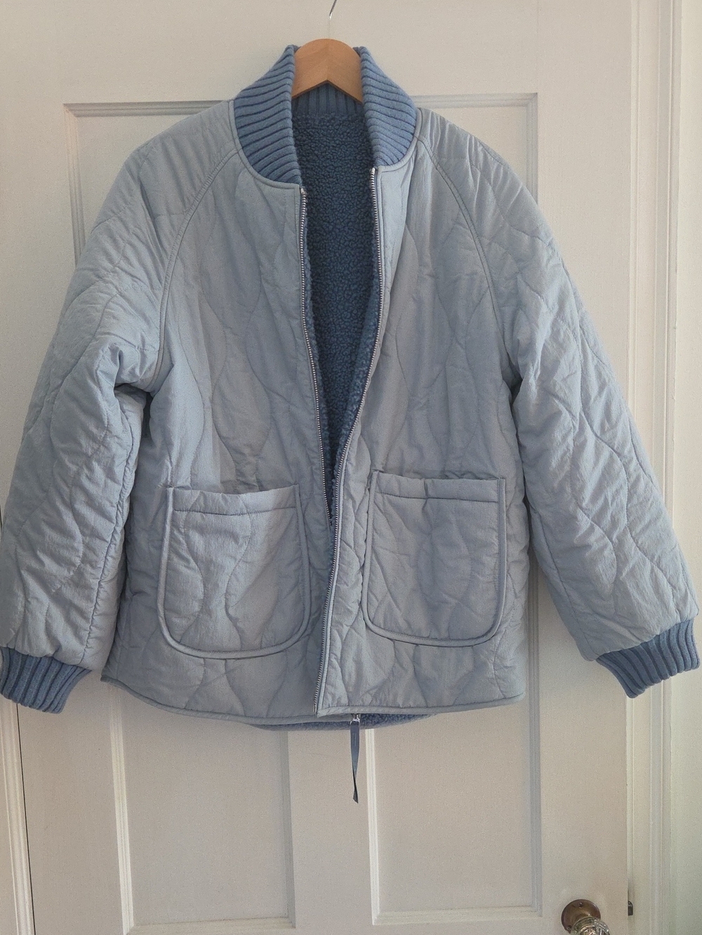 Varley Serina Reversible Quilted Jacket In Cornet Blue/Ashley Blue